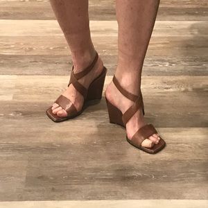 Vintage Kenneth Cole Reaction Genuine Brown Leather Platform Sandals